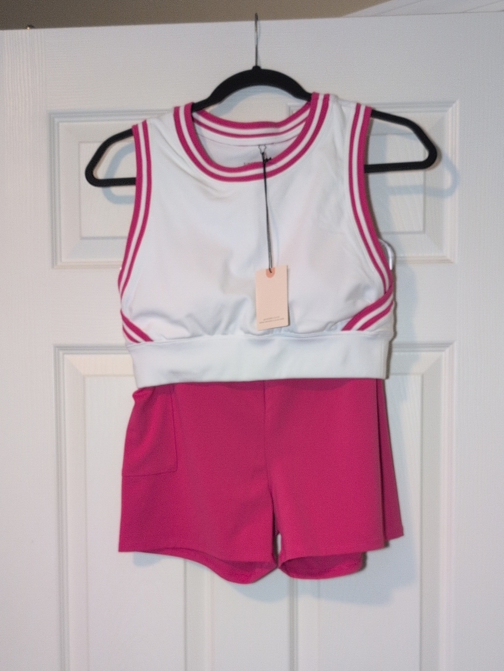 Sincerely Jules Active White & Fuchsia Athletic Two-Piece Set Size L